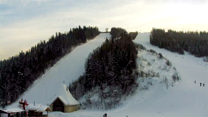 Онлайн веб-камера у горы Югус, Междуреченск